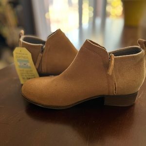 Toms light brown ankle boots sz 7